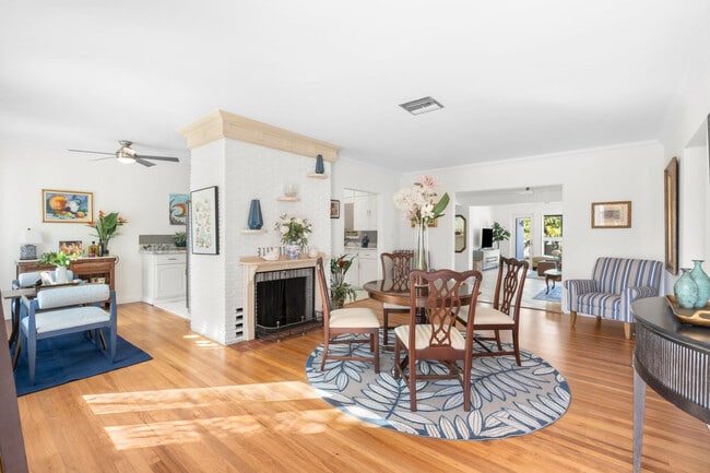 Photo - 2317 NE 12th St