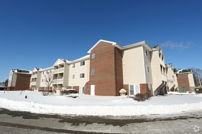 Covington Woods 55+ Living