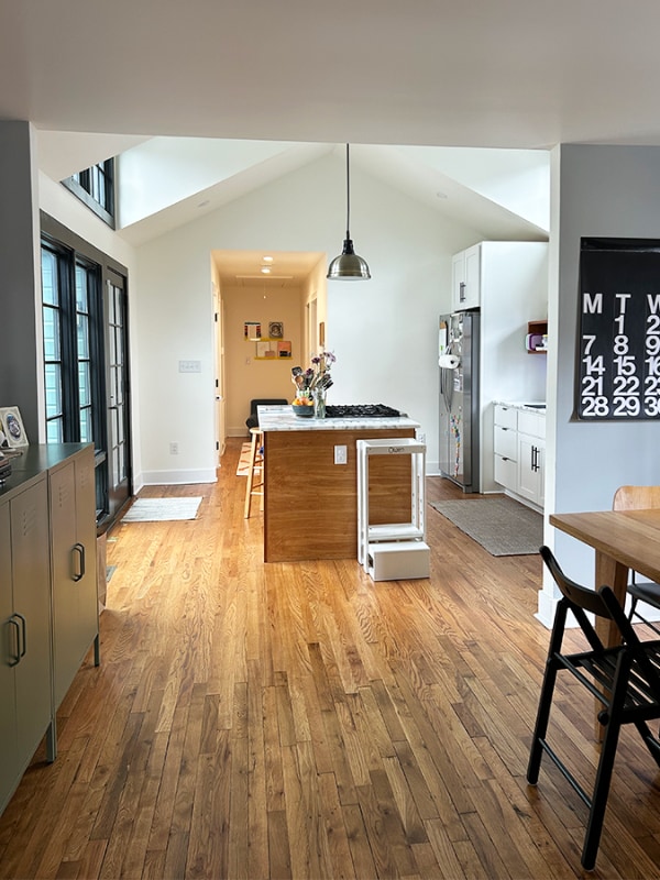 Photo - 708 Gerard St