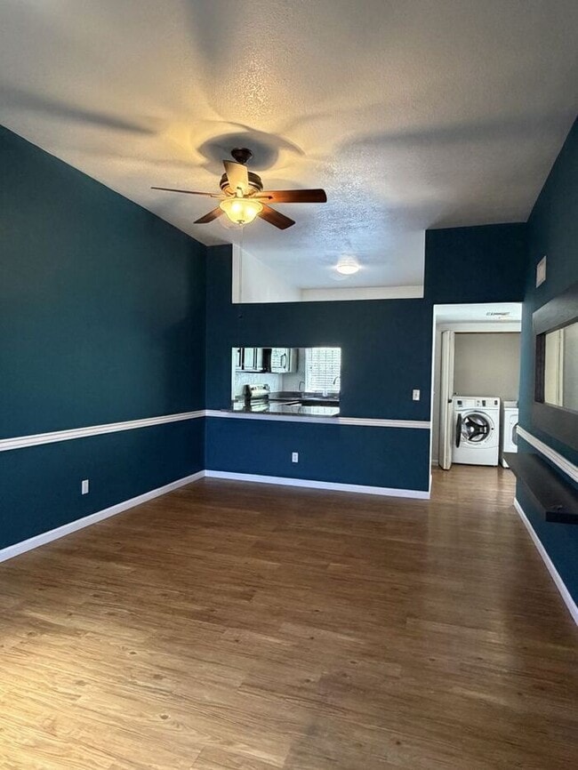 Photo - 2825 N Adelaide Pl
