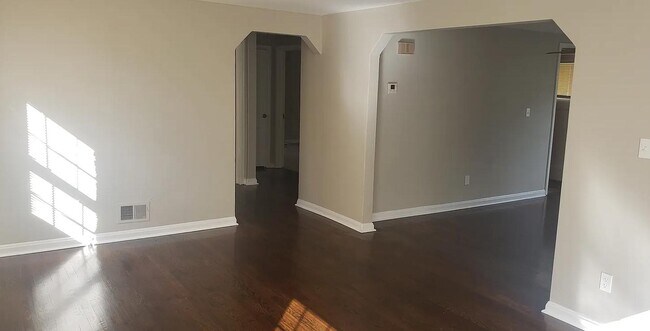 Photo - 1641 Pasadena Ave