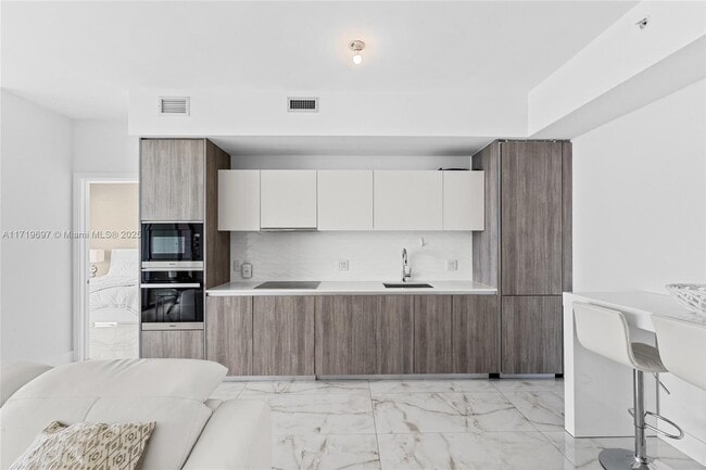 Photo - 2900 NE 7th Ave Unit 4104