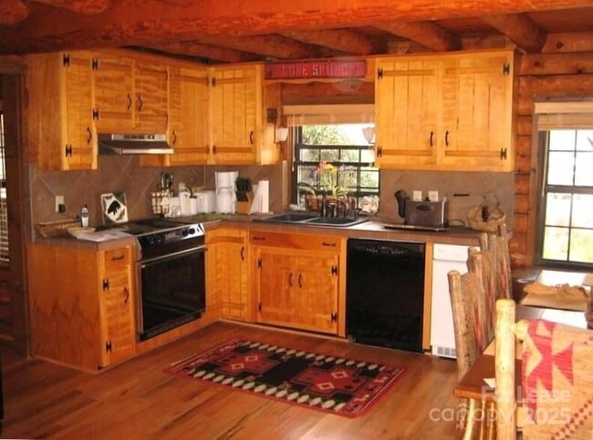 Photo - 9350 Legrand Dr