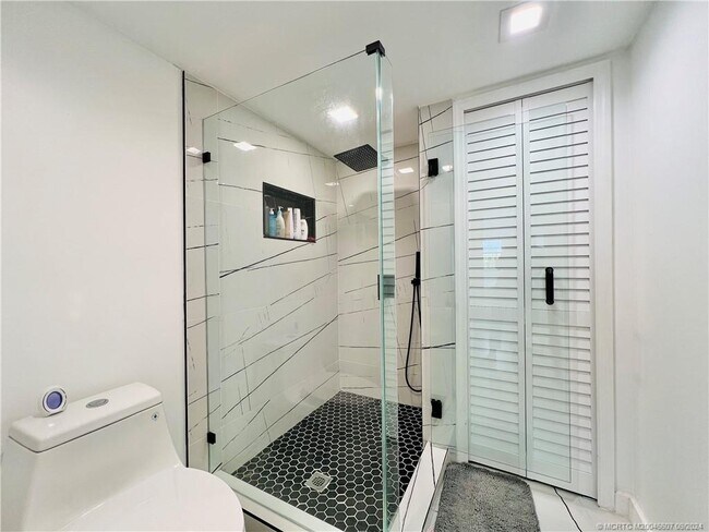 Photo - 10044 S Ocean Dr Unit 205