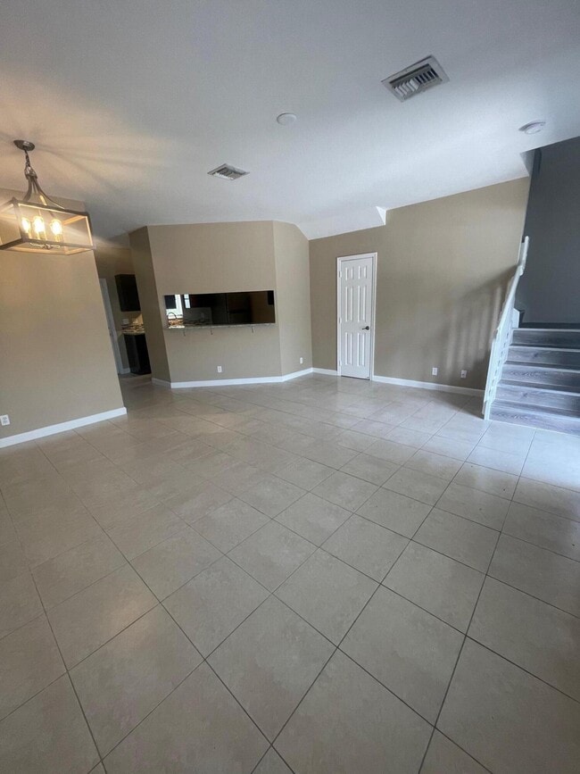 Photo - 1161 Colonial Palms Way