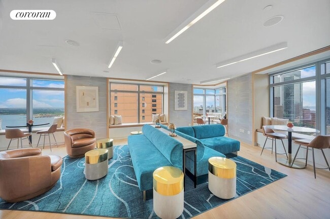 Photo - 123 Washington St