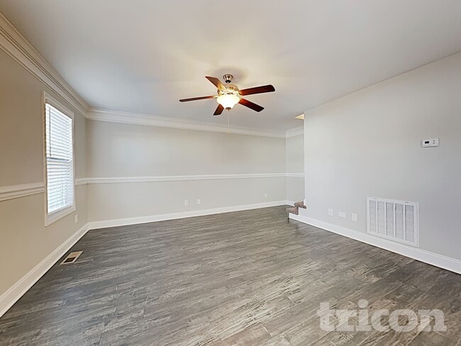 Photo - 513 Sourwood Dr