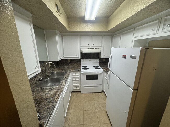 Photo - 8601 Memphis Dr Unit #28