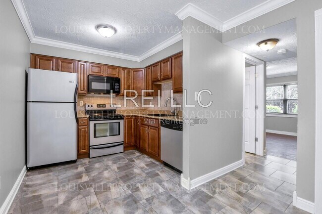 621 Westport Rd Unit 9