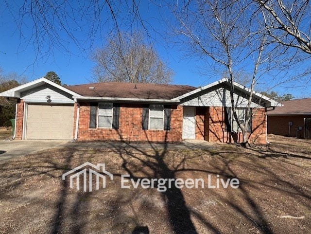 Building Photo - 102 Swing Ct