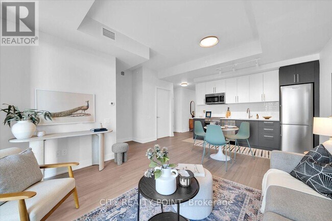 Photo - 664 Spadina Ave. Unité 216