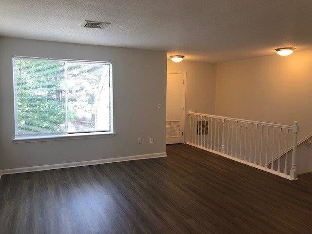 Briar Knoll Apts