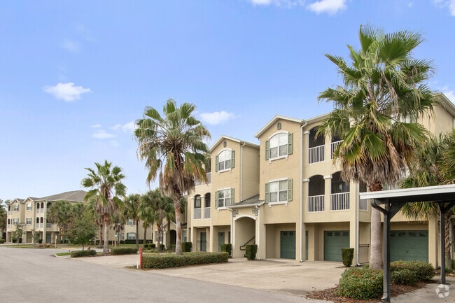 Building Photo - Summerhill at Meadowcrest Rental