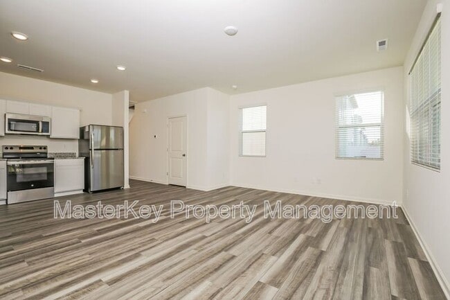 Photo - 129 N Chubb Rdg