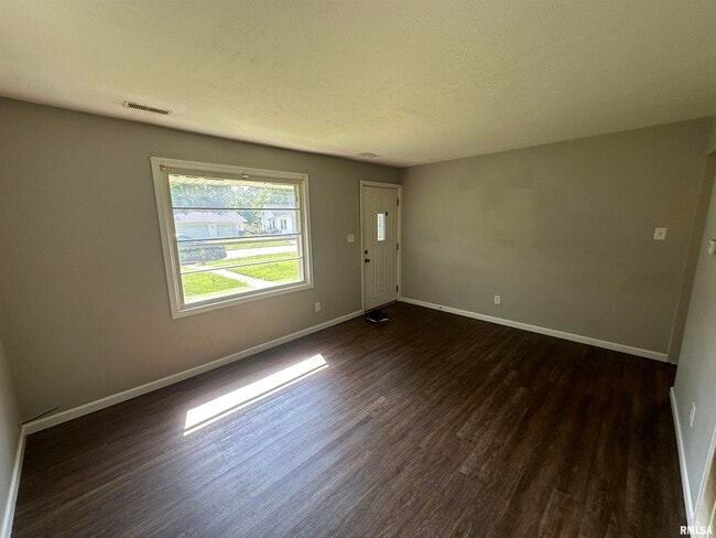 Photo - 1807 N Underhill St