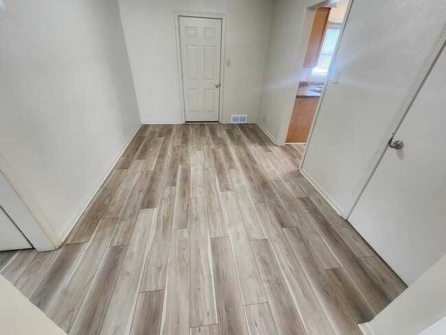 Photo - 728 Concord Ave