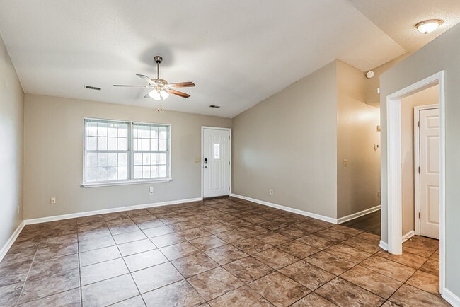 Photo - 3421 Morgan Trail