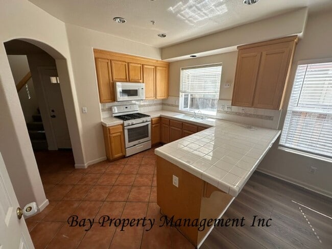 Photo - 1124 Cobblestone St