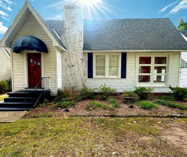 Building Photo - Charming 2 bedroom Garden District Home fo...