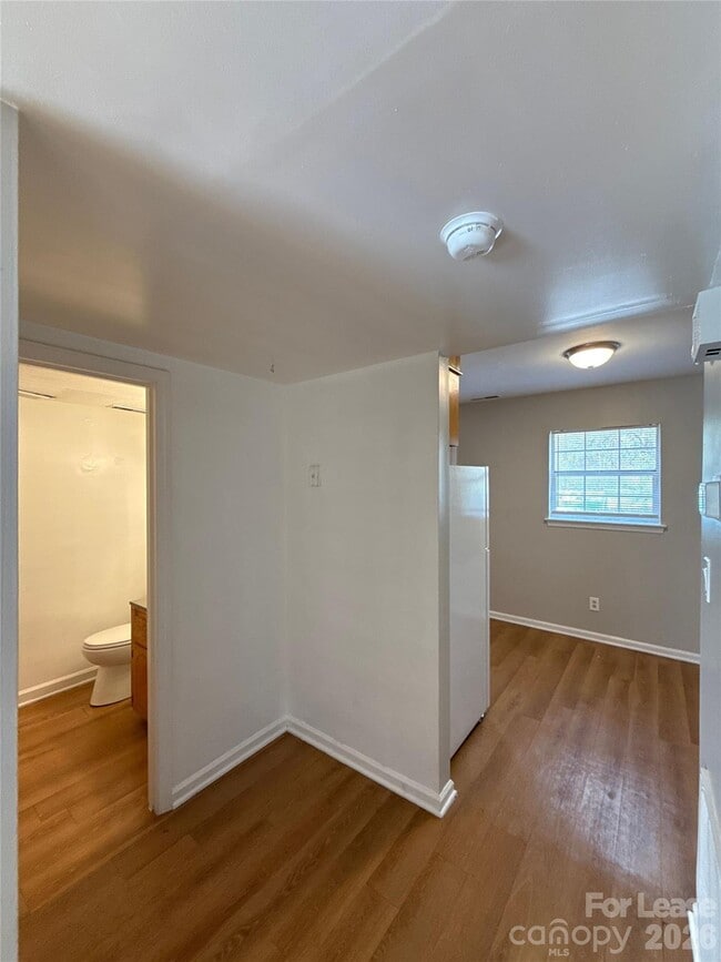 Photo - 409 Hawley Ave