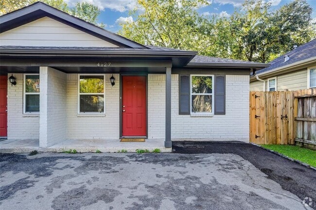 Building Photo - 4127 Delhi St Rental