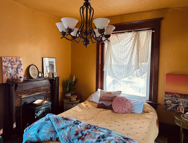 Photo - 2832 Peery Ave Unit 2