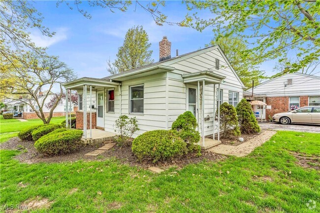 Building Photo - 10266 Manorford Dr Rental