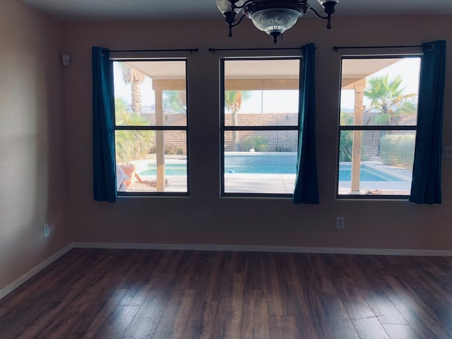 Photo - 2Bedroom plus Den-Mountain View & Sparklin...