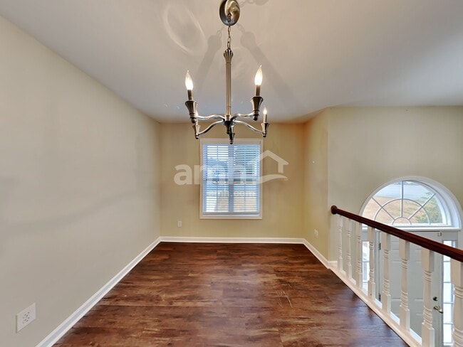 Photo - 15 Jeremiah Way