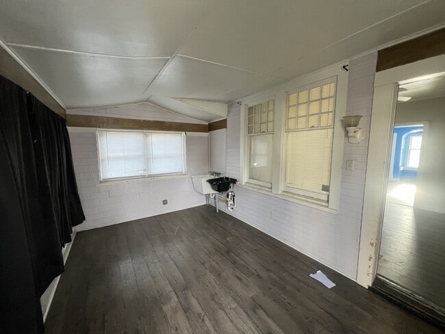 Photo - 1013 W Decatur St