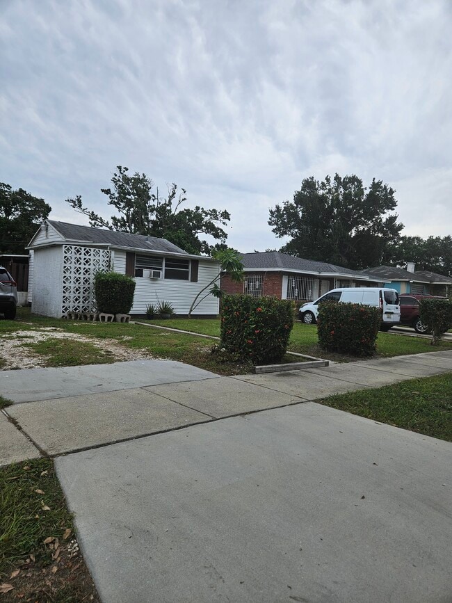 Building Photo - 1542 27th St S Rental