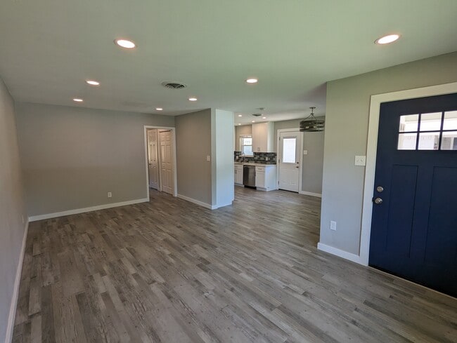 Photo - 10008 Olmos Dr Unit 10008