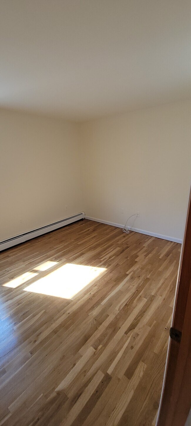 Photo - 64 70th St Apartments Unit 2
