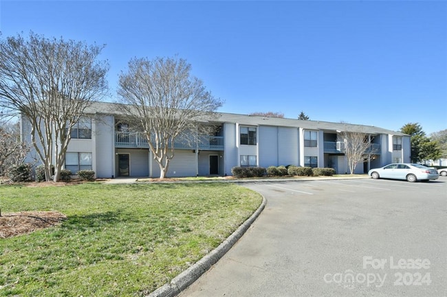 Photo - 1185 Harrowfield RD Management company Select Real Estate Group INC Unit 8175