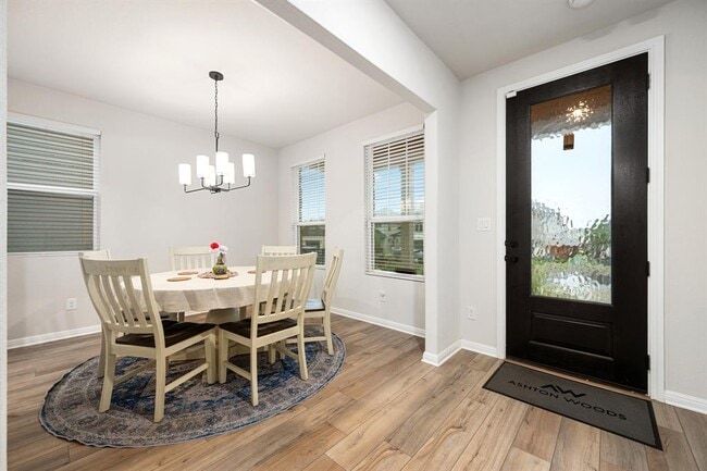 Photo - 236 Travis Ln