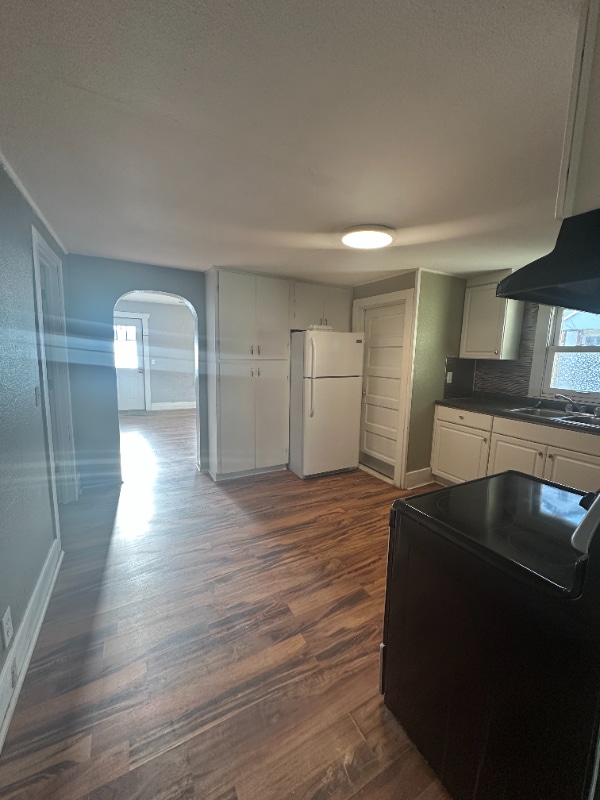 Photo - 112 6th St SE