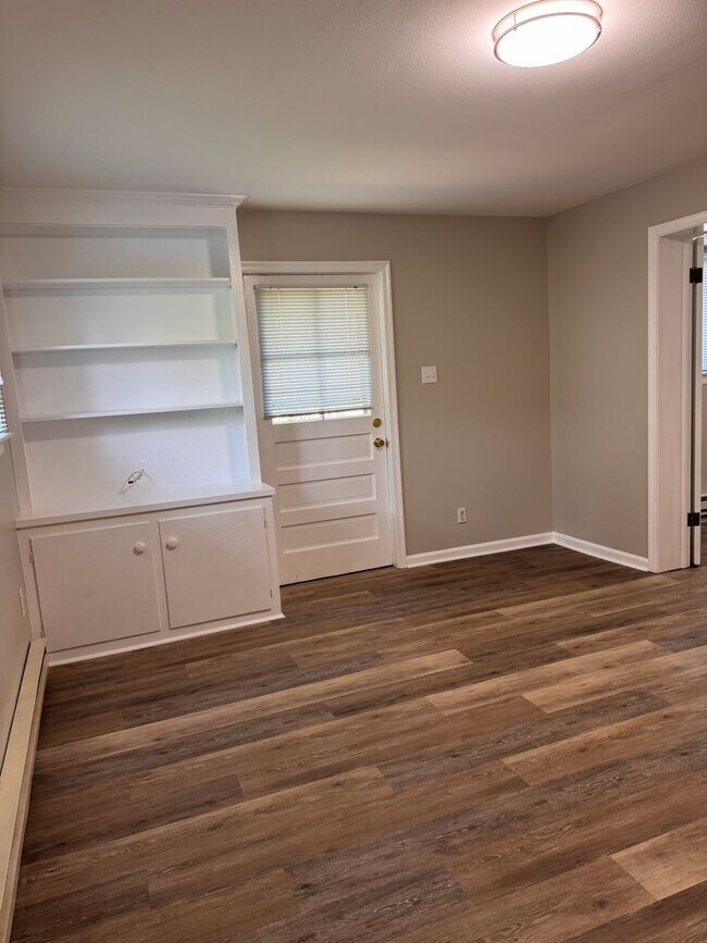 Photo - Santana - Princeton Unit B