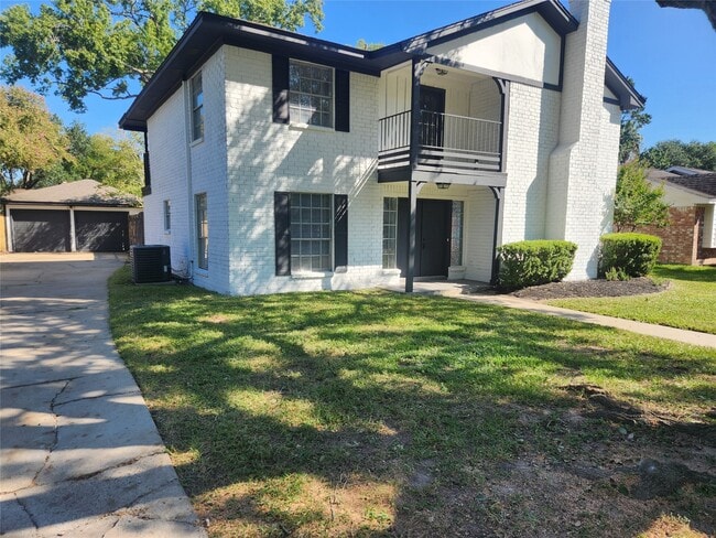 Photo - 22210 Provincial Blvd