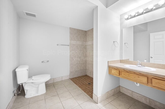 Photo - 14120 Webster Dr