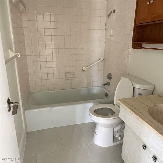 Photo - 26 Hamlin Ct