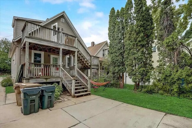 Espacio 1 int 3 - 2210 Winnebago St Unidad 2