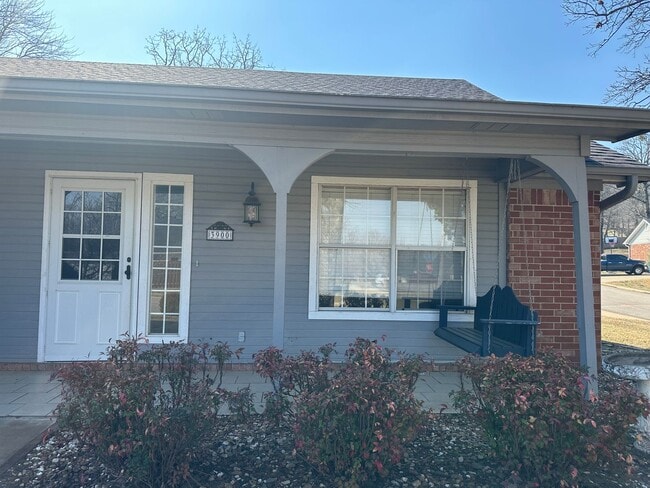 Photo - $2,000.00 MOVE-IN-SPECIAL