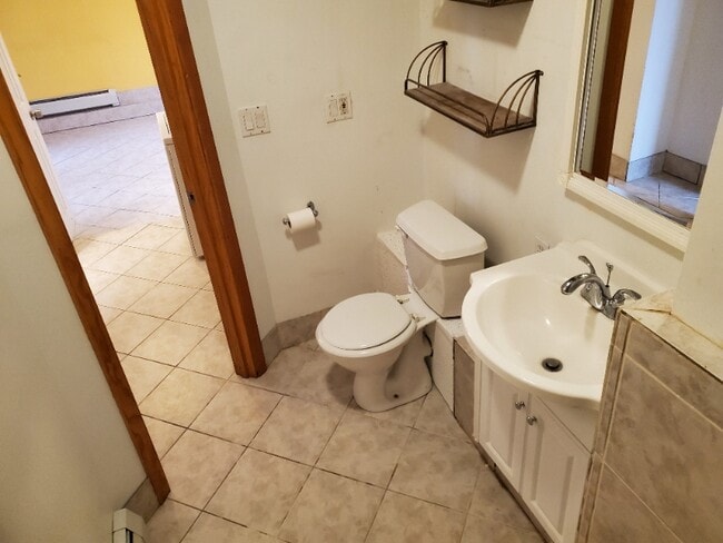 Photo - 302 Camelot Shore Dr