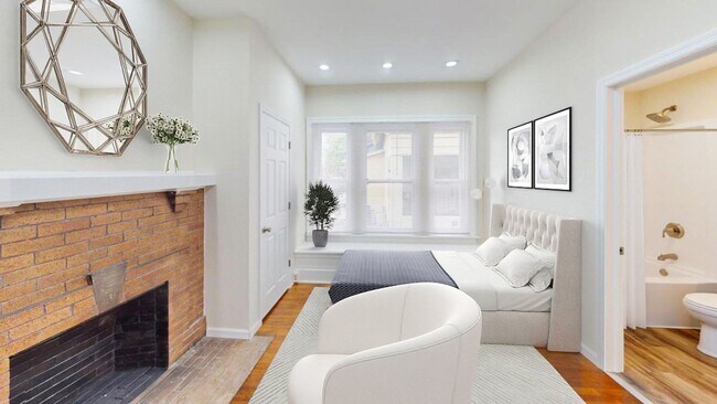 Photo - 6 BEDROOMS + 3.5 FULL BATHROOMS Single Fam...