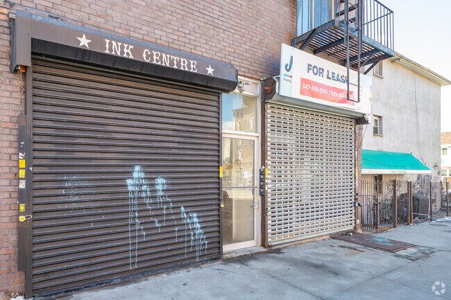 Photo - 438 Wilson Ave