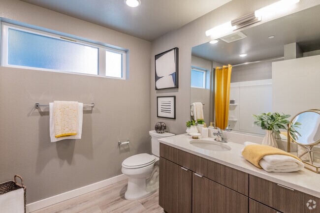 1 BR, 1 BA – 686 SQ FT
