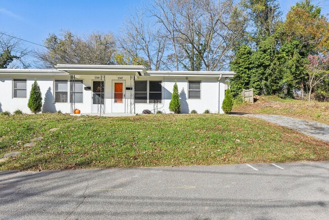 Photo - Just remodeled 2 bed 1 bath Unit 1747 1st ST NE