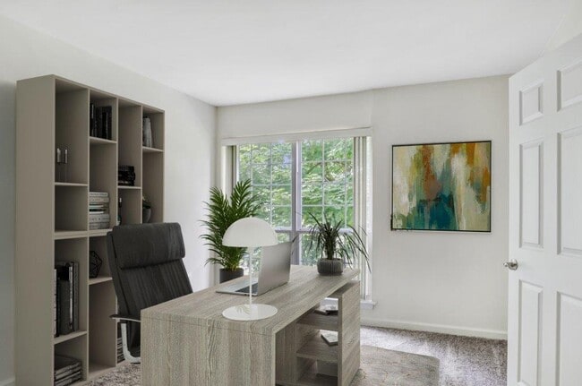 Sherry Lake Apartment Homes