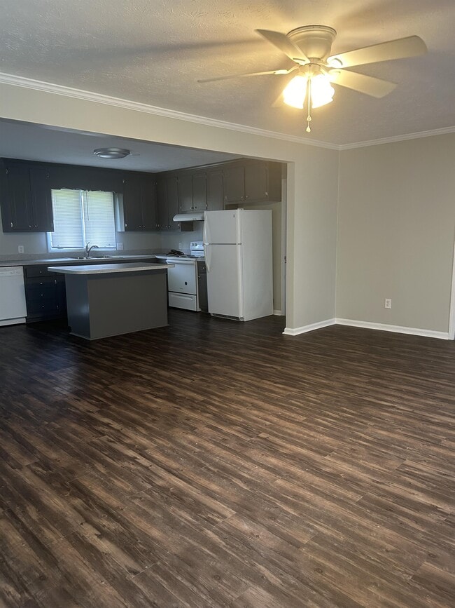 Photo - 2515 Reta St