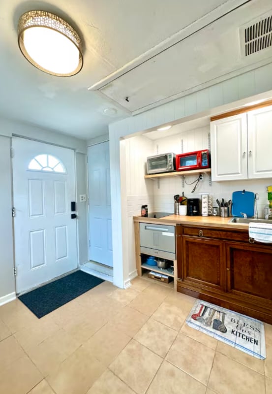 Photo - 10548 Lake Dr Unit A